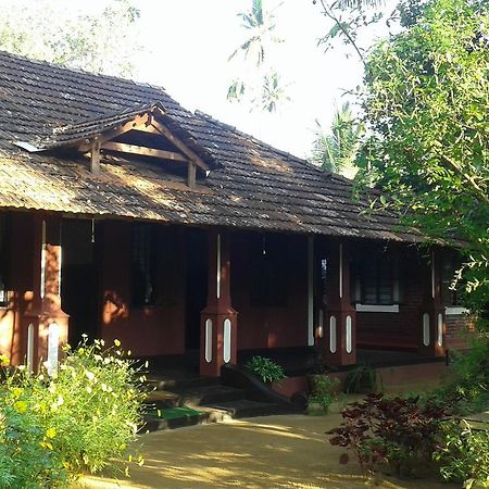 Big Banana Island Retreat Hotel North Paravur Екстериор снимка